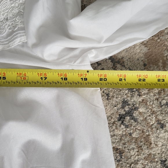 Eileen West XS Long White Long Sleeve Cotton Nightgown Pockets Cottagecore New - Picture 9 of 12